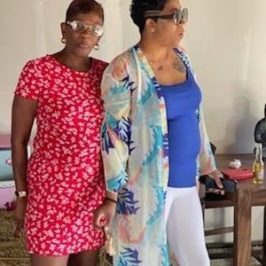 Meet your Posher, Chandlier